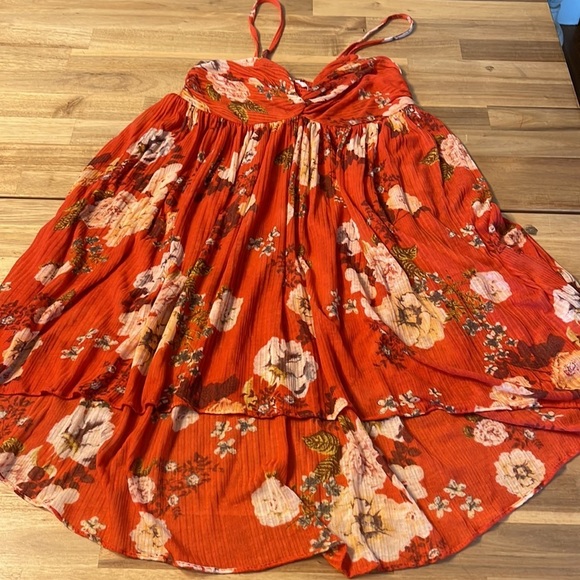 FREE PEOPLE ⭐️ mirage floral top - Picture 4 of 8